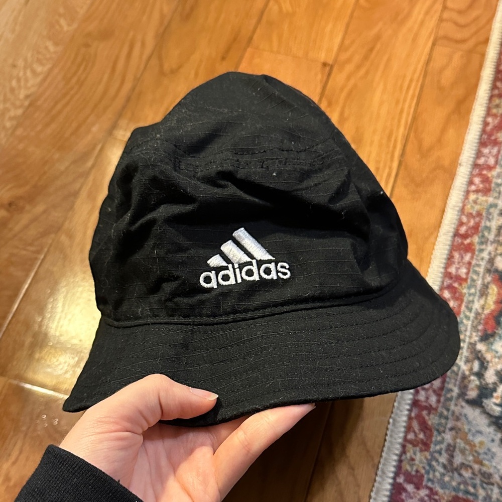 Adidas Classic Black Bucket Hat aeroready